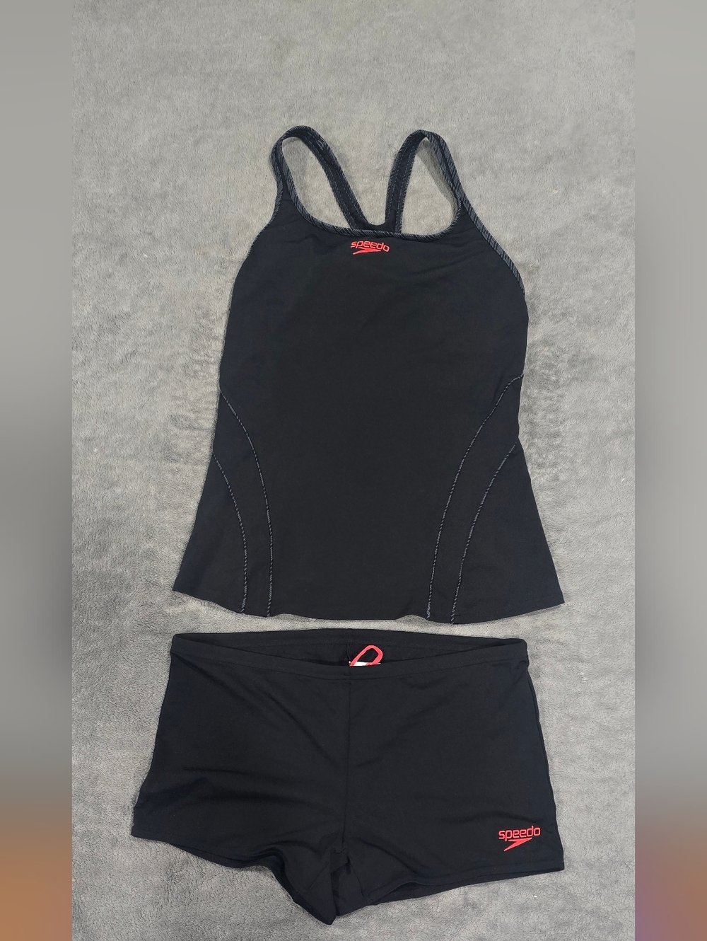 Speedo Women’s Black Tankini Top and Swim Shorts 14/38